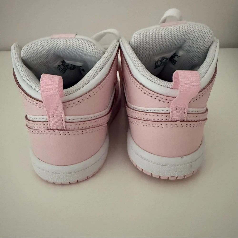 Girls Baby/Toddler Nike Jordan 1 Mid Pink and White Size 6C NEW